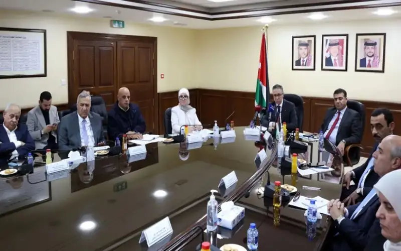 الحكومة تطمئن الأردنيين: المخزون الاستراتيجي من