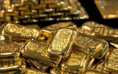 أسعار الذهب تهبط مع صعود الدولار