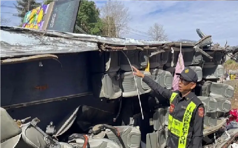 فاجعة على الطريق.. 18 قتيلا و31