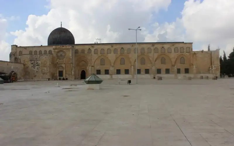 الأوقاف الأردنية: تحديث النظام الصوتي والإضاءة