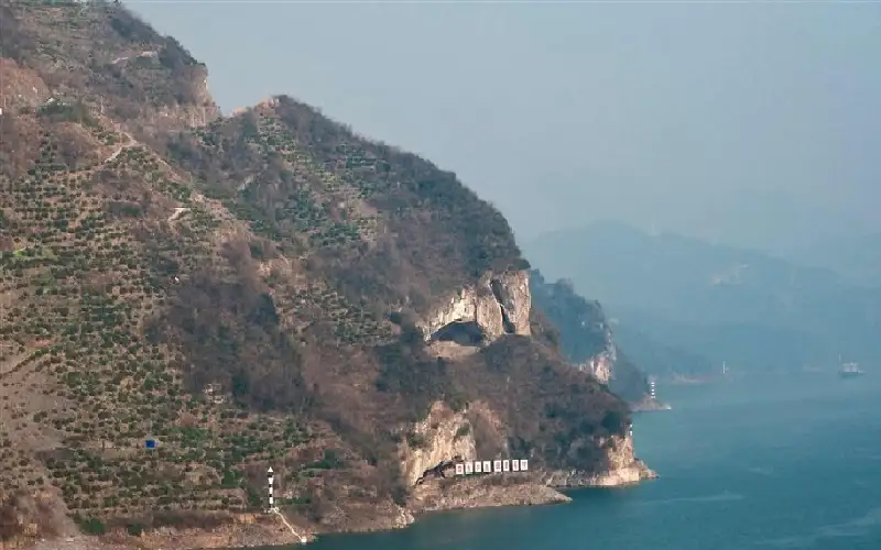 بسبب صورة.. جبل الجرو في الصين