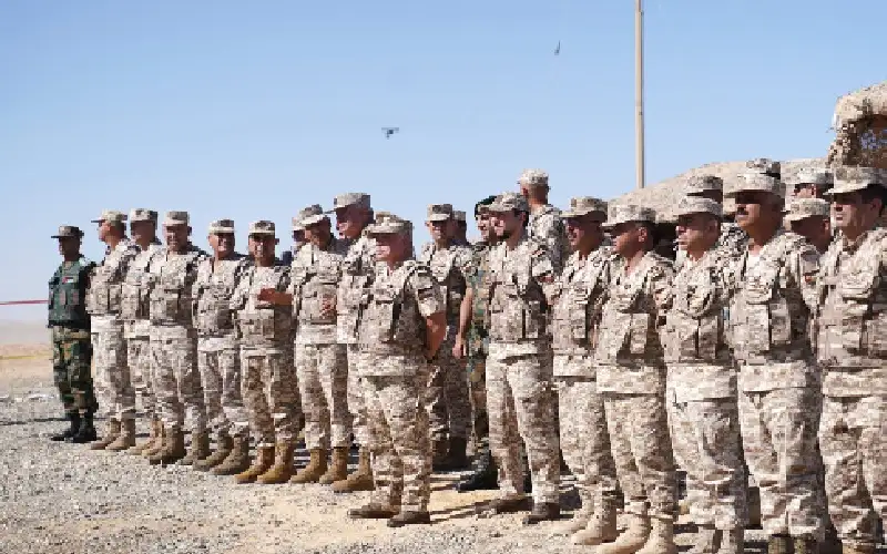 الملك يهنئ بذكرى تعريب قيادة الجيش