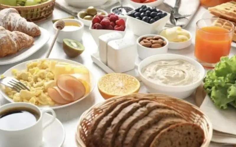 أطعمة يجب تجنبها في رمضان لضمان