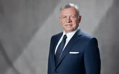 الملك يؤكد لرئيس الوزراء الكندي ضرورة