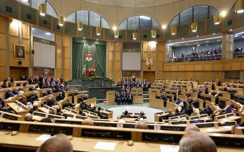 مجلس النواب يرجئ جلسة الاثنين إلى