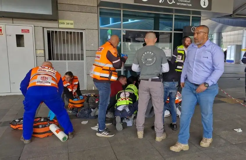 مقتل مستوطن وإصابة 4 آخرين بعضهم