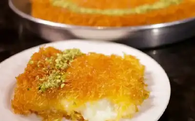 كيف توازن بين الماء والحلويات في