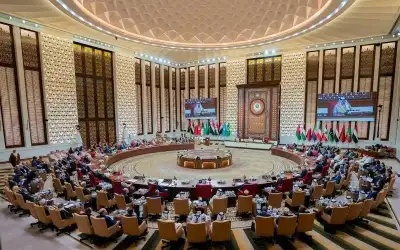 الاحزاب الشيوعية العربية تطالب قمة القاهرة