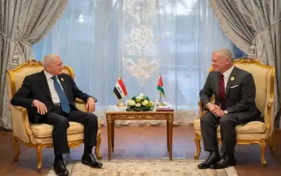 الملك يلتقي الرئيسين العراقي واللبناني على