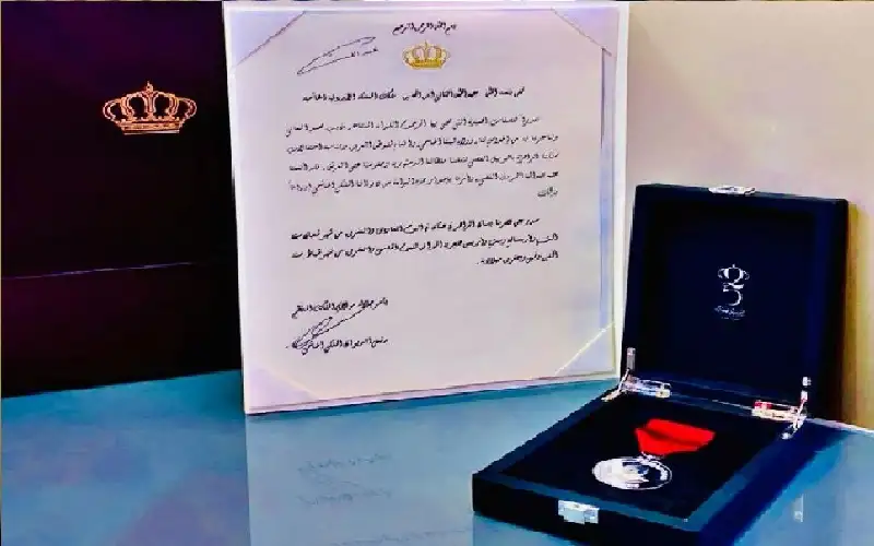 ميدالية اليوبيل الفضي للواء المتقاعد ذيب