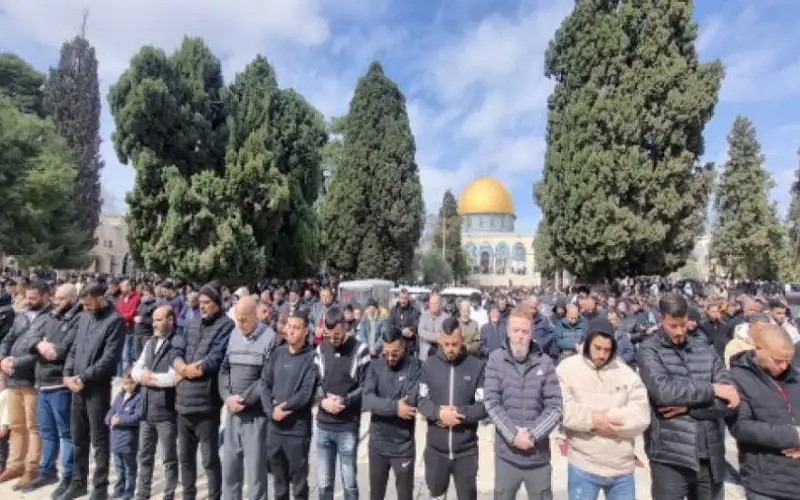 ترجيح دخول 10 آلاف فلسطيني من