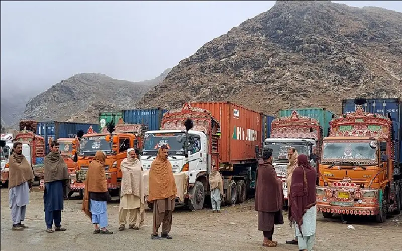 تصاعد الاشتباكات على الحدود بين باكستان