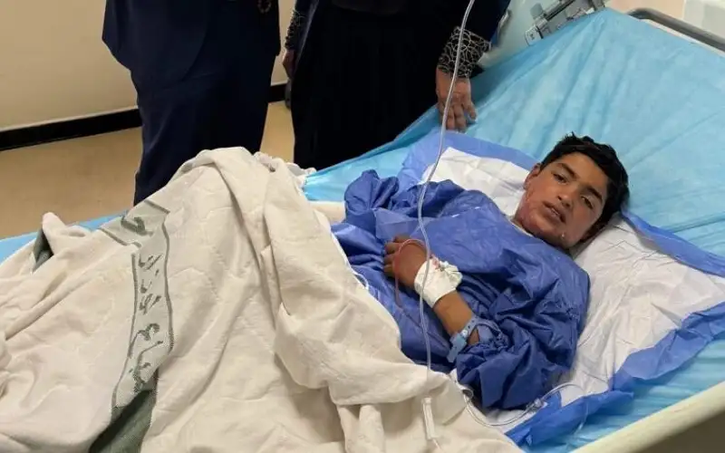 هذه ليست ساعة شيطانية.. فتى الزرقاء