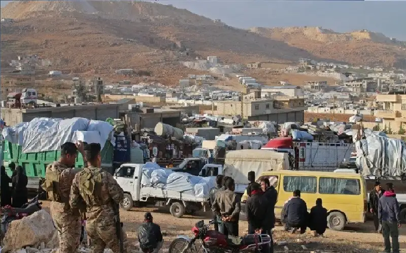 تورطوا بغدر الاسد لهم.. علويون يفرون