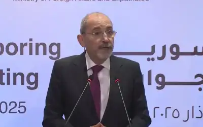 الصفدي: اجتماع دول جوار سوريا بحث
