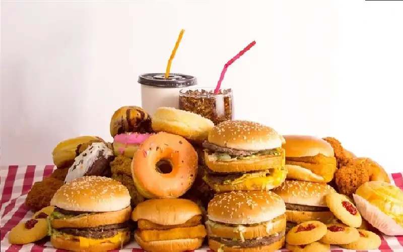 دراسة: غذاء الحامل غير الصحي يزيد