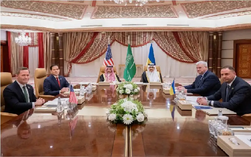 اجتماعات امريكية اوكرانية في الرياض