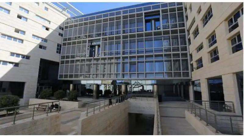 بحث التعاون بين جامعتي الألمانية الأردنية