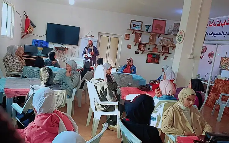 مركز شباب وشابات ذات راس ينظم