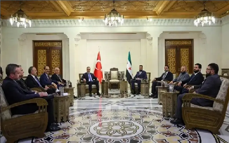 وزيرا الخارجية والدفاع التركيين على رأس