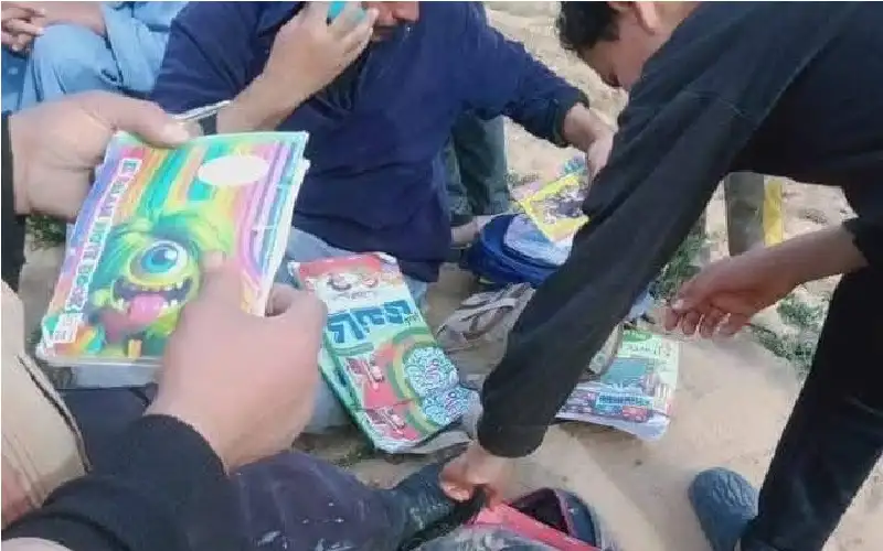 20 قتيلا ومصابا.. قطار يدهس سيارة