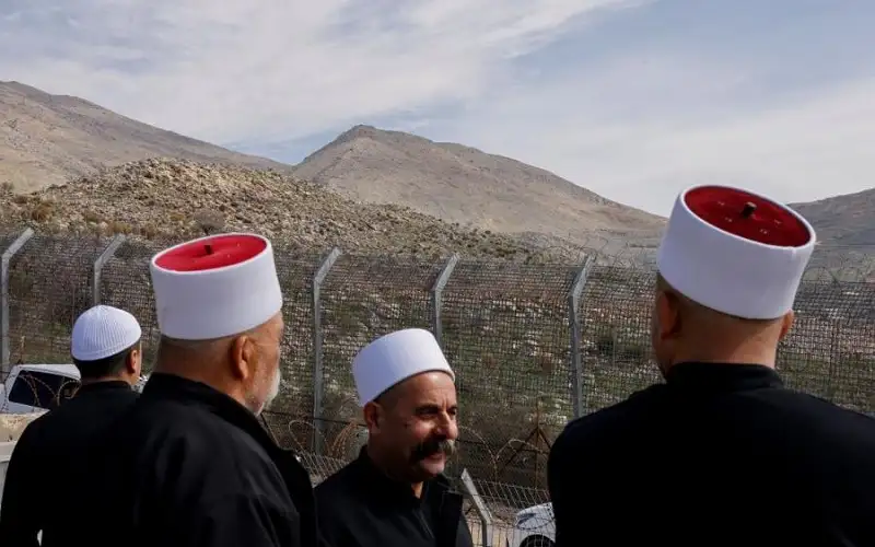 بتدابير أمنية مشددة .. وفد ديني