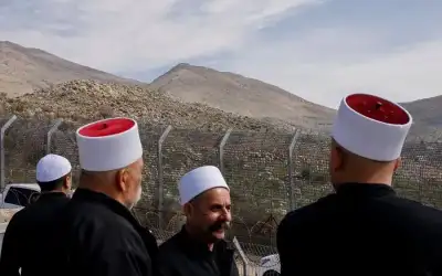 بتدابير أمنية مشددة .. وفد ديني