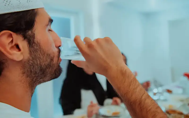 كيف تحافظ على ترطيب جسمك في