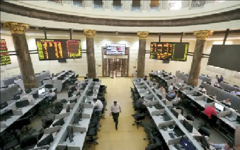 تراجع جماعي للأسواق العربية في ثاني