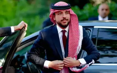 ولي العهد يشارك بتمرين الاشتباك وفض
