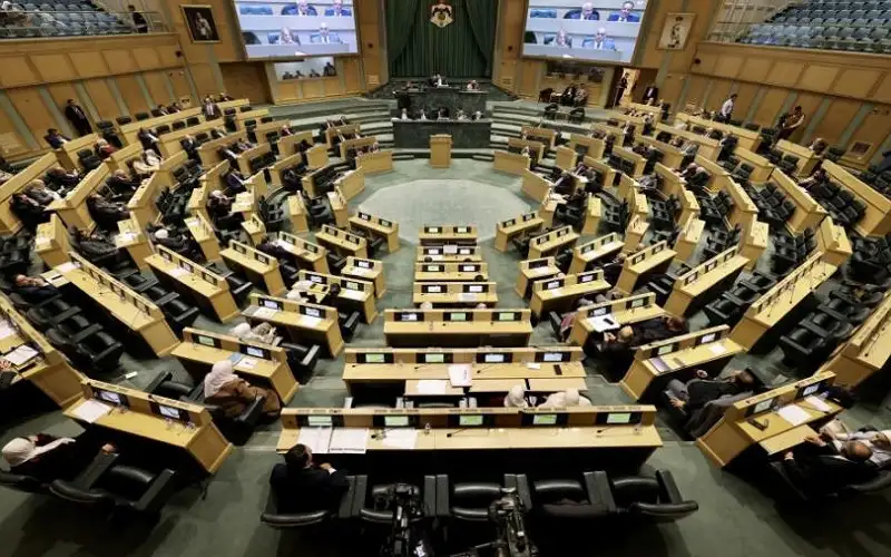 الخصاونة: نتوقع دخول النظام الداخلي حيز