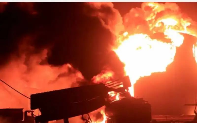 حماس تدين العدوان الأمريكي البريطاني على