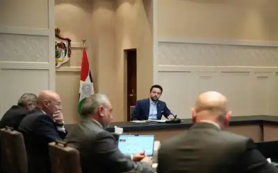 نائب الملك يؤكد أهمية وضع خطة