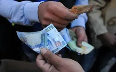 الحكومة: نظام ترخيص جمع التبرعات لضبط