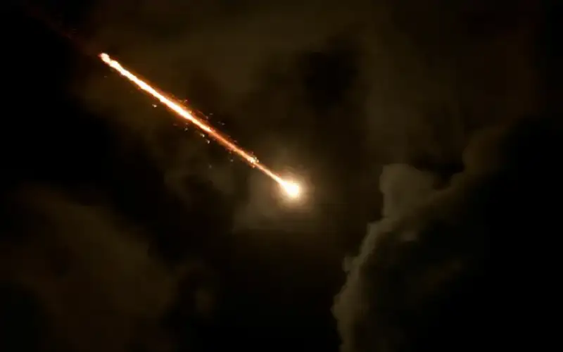 أول هجوم منذ بدء اتفاق غزة