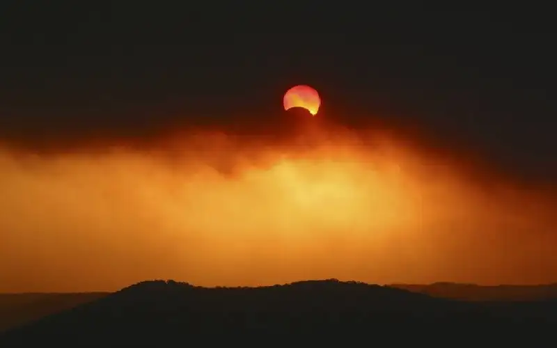 كسوف جزئي للشمس 29 الجاري