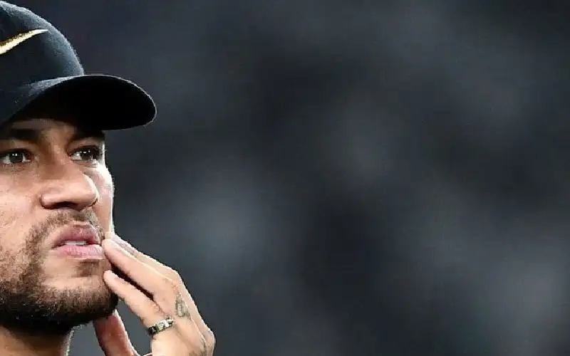 نيمار يعيش أزمة وهمية مع سانتوس