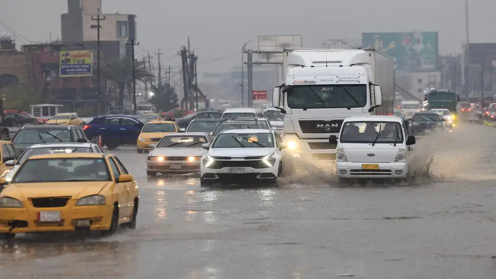 طقس بارد وماطر مع تعمق الكتلة