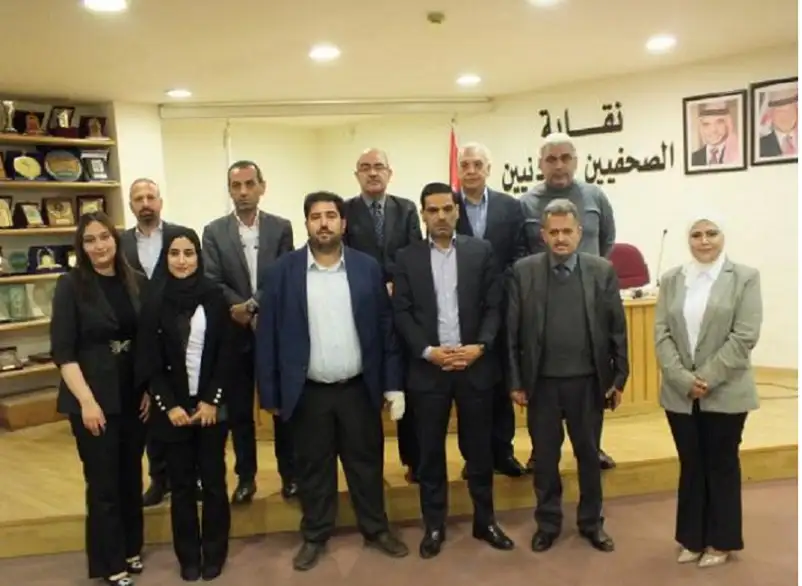 صحفيون جدد يؤدون قسم النقابة