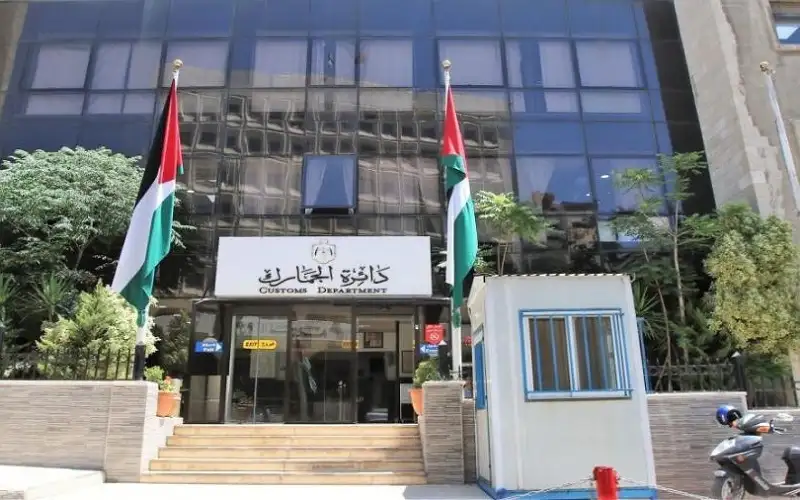 الجمارك: 3164 مركبة أعيد تصديرها من