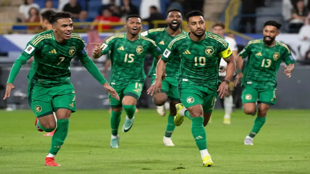 السعودية تعزز حظوظها في التأهل بعد
