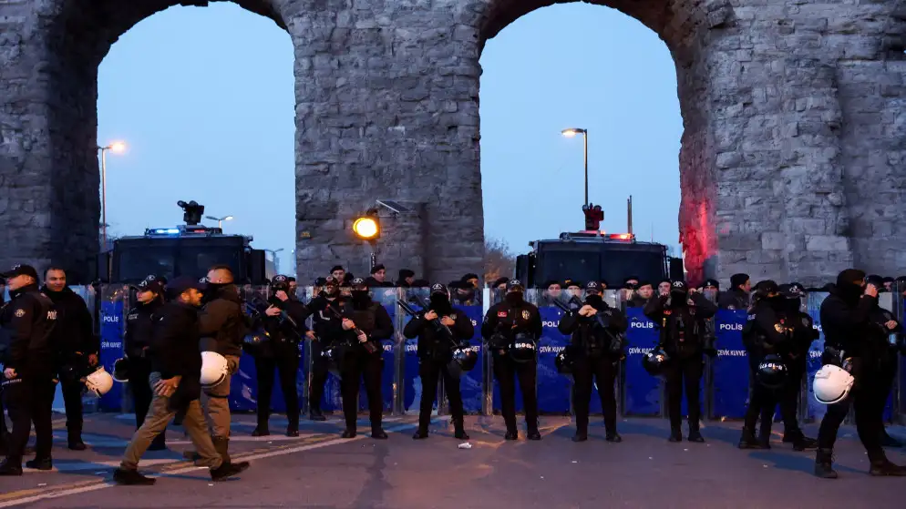 الادعاء التركي يطالب بسجن رئيس بلدية