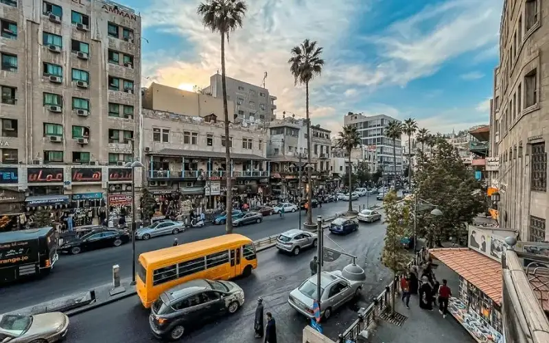 إدارة السير تحذر من الكثافة المرورية