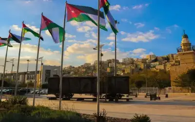 وزيرة التنمية الدولية البريطانية تبدأ زيارة