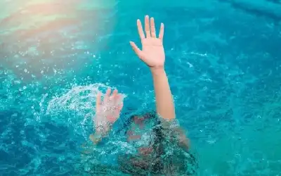 فرحة تتحول إلى مأساة.. غرقت أثناء