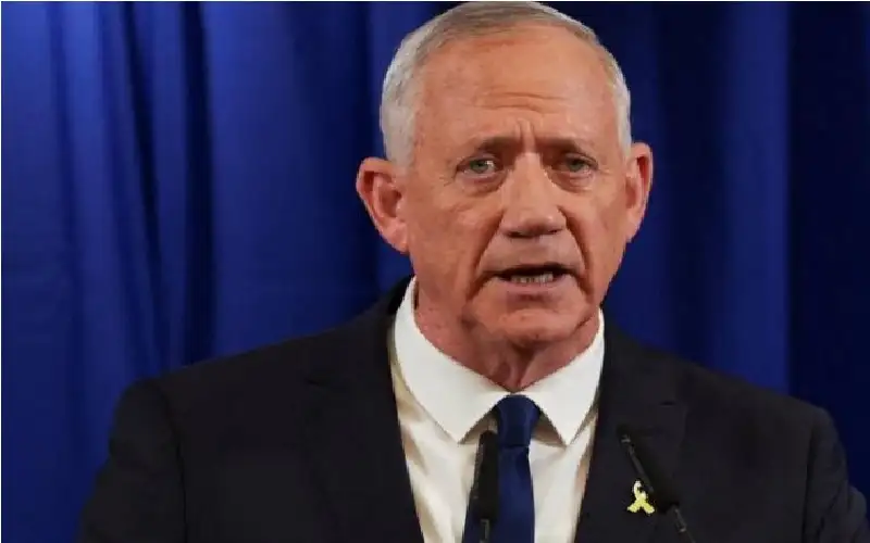 غانتس يدعو إلى إجراء انتخابات مبكرة