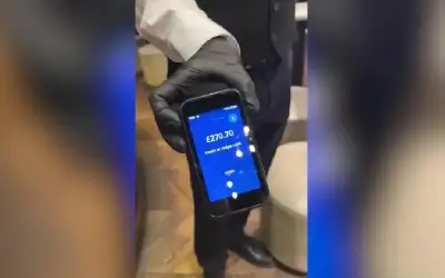 يدفع ثمنا مرتفعا لكوب قهوة.. والنتيجة