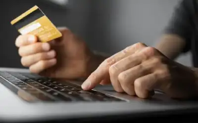 الاتصالات تحذر الأردنيين من روابط وهمية