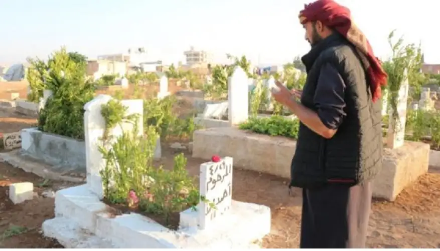 السوريون يستعدون لاستقبال عيدهم لأول مرة