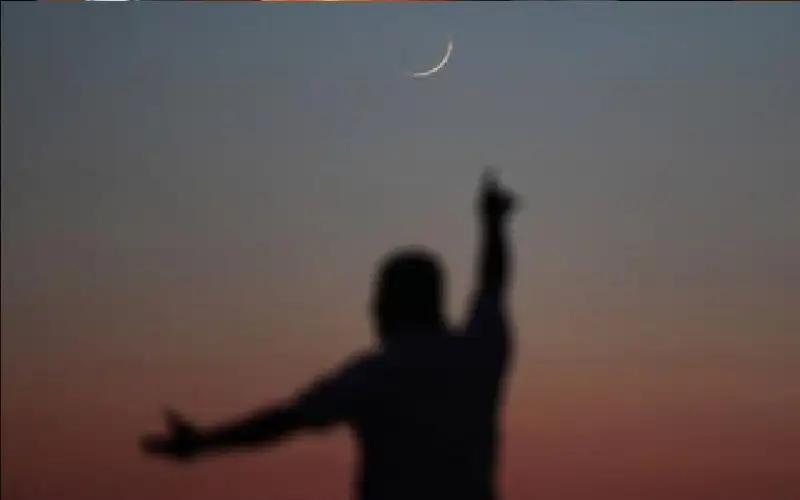 رئيس الجمعية الفلكية: من يدعي استطاعته